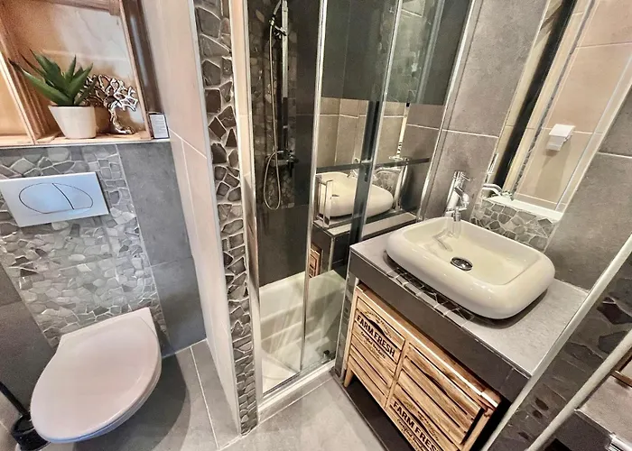 Jolies Lavandes, By Welcome To *